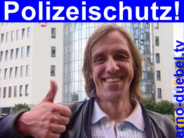 polizei-schutz-polizisten-beamte-justiz-hamburg-deutschlands-frechster-arbeitsloser-fan-ansturm-jobcenter-amt-60-jahre-arno-duebel